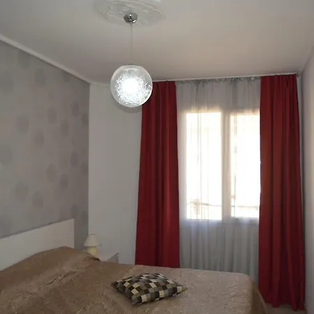 شقة Arenas 2 Apartament *