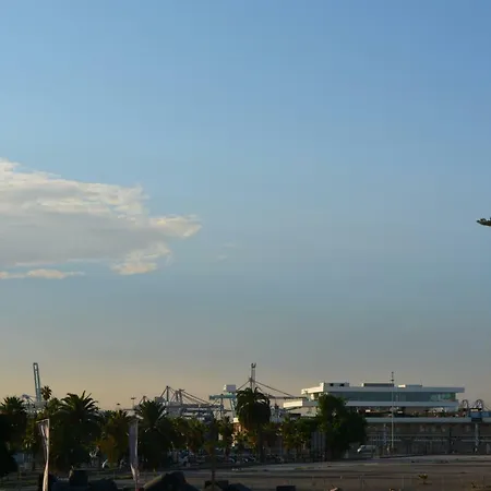 Arenas 2 Apartament شقة *