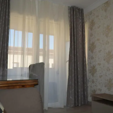 Arenas 2 Apartament شقة *