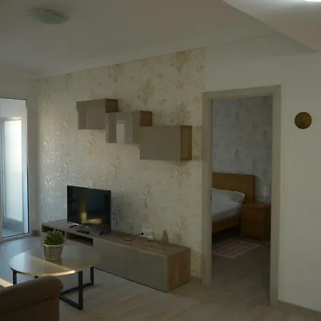 Arenas 2 Apartament アパート